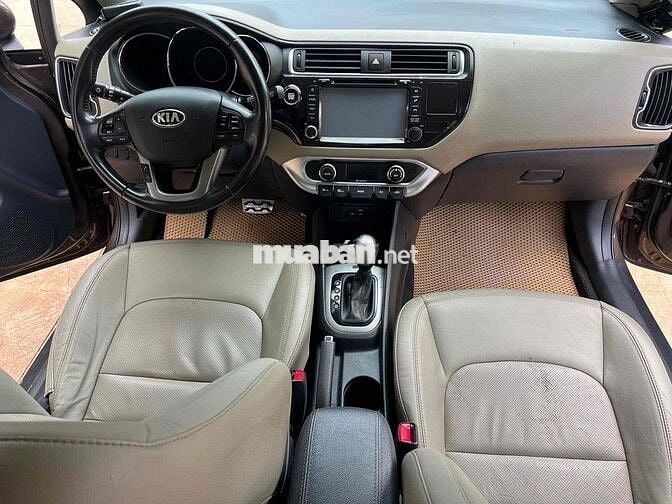 Kia Rio 2015 1.4 AT Hatchback - 109000 km