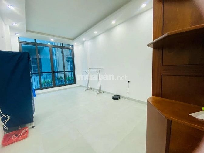 Siêu Phẩm Phân lô Trần Duy Hưng, Thang máy, 49 m, 6 tầng, giá 16,5 tỷ 