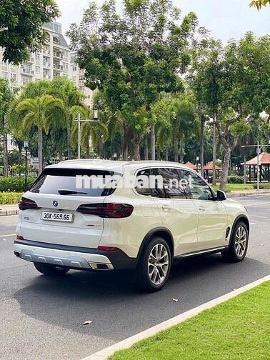 BMW X5 2023 xDrive40i xLine - 3333 km
