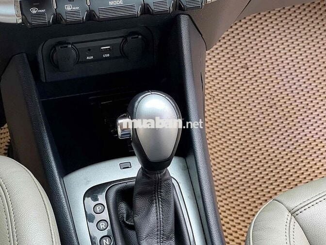 Kia Rio 2015 1.4 AT Hatchback - 109000 km
