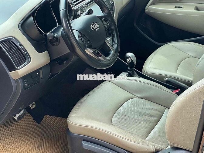 Kia Rio 2015 1.4 AT Hatchback - 109000 km