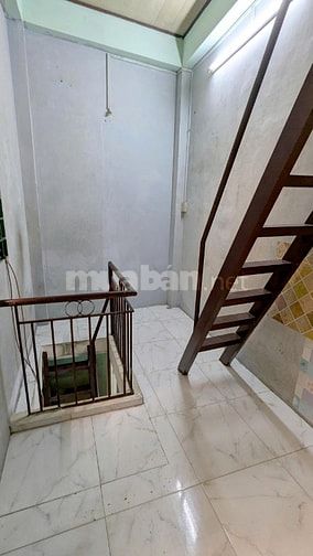 Nhà nhỏ xinh Q.11 – Sổ hồng riêng, giá tốt, ở ngay!