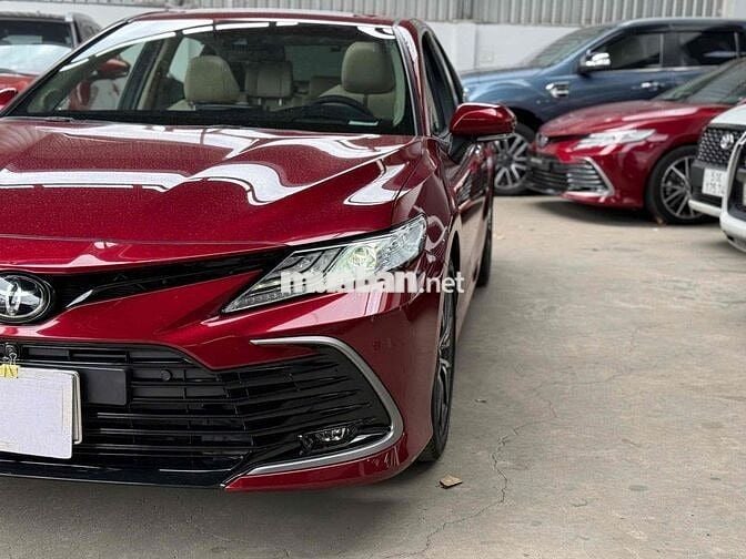 Toyota Camry 2022 2.5 Q - 9400 km