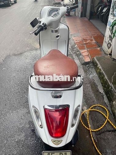 vespa 3vie 2013