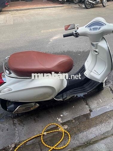 vespa 3vie 2013