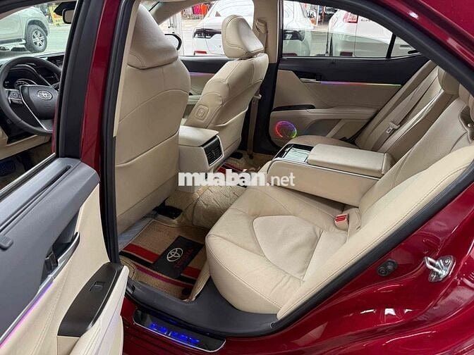 Toyota Camry 2022 2.5 Q - 9400 km