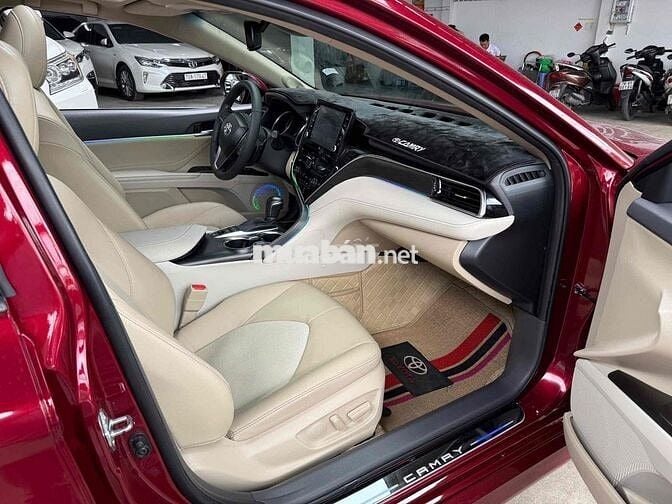 Toyota Camry 2022 2.5 Q - 9400 km