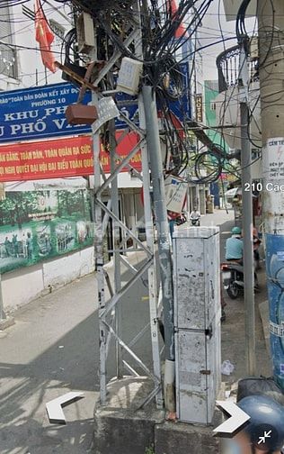 Cho thuê nhà hẻm 2m(XM) Cách Mạng Tháng 8, P.10, Q.3 giá 7.5tr