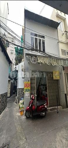 Cho thuê nhà hẻm 2m(XM) Cách Mạng Tháng 8, P.10, Q.3 giá 7.5tr