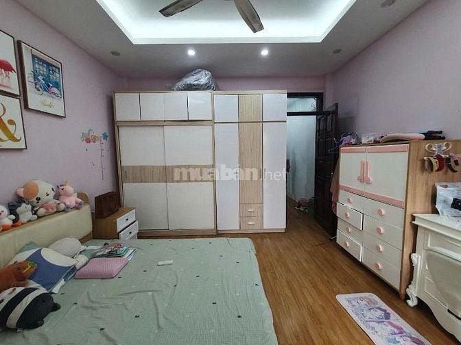 Bán Gấp nhà 3 lầu Kinh Doanh Spa Lê Văn Sỹ, P12, Quận 3. Giá 2Tỷ720 TL