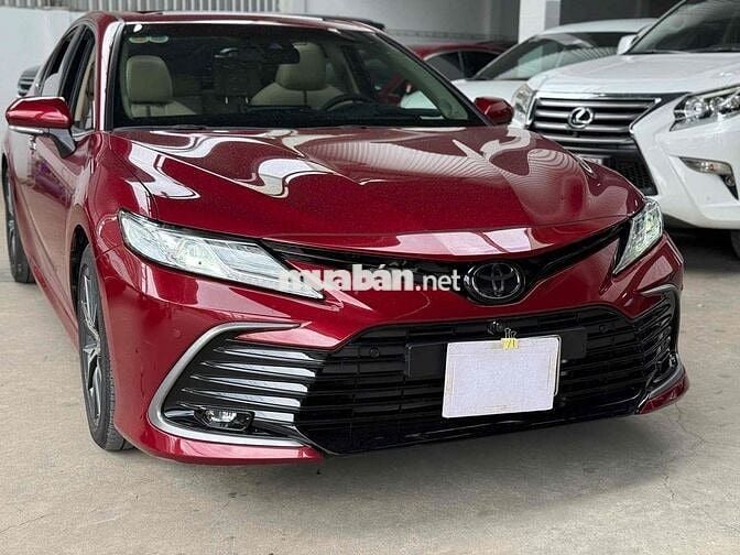 Toyota Camry 2022 2.5 Q - 9400 km