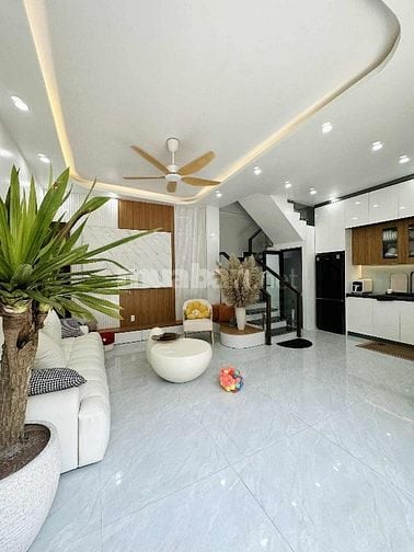 Giảm giá cực sâu nhà chính chủ đường Nguyễn Văn Lượng, Gò Vấp, giá 4ỷ2