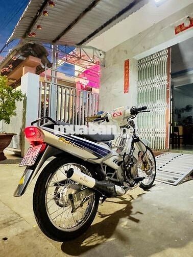 Xipo 110 dọn phong cách bụi đời chợ lớn