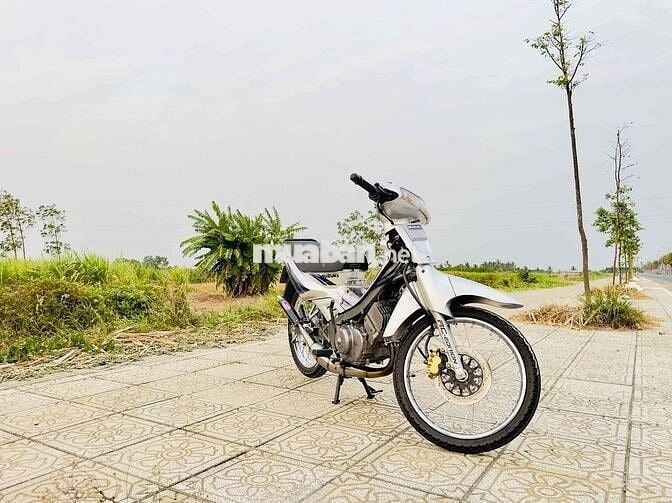 Xipo 110 dọn phong cách bụi đời chợ lớn