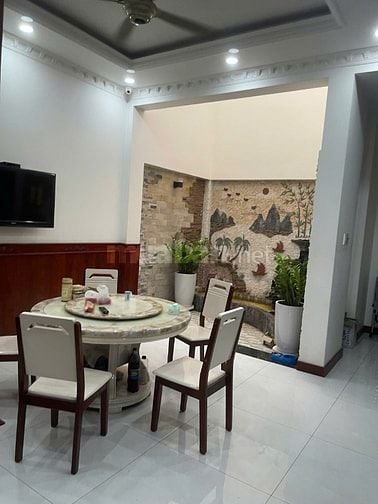 CHÍNH CHỦ BÁN NHÀ MẶT TIỀN ĐƯỜNG NGUYỄN VĂN HUYÊN, PHƯỜNG TÂN THÀNH