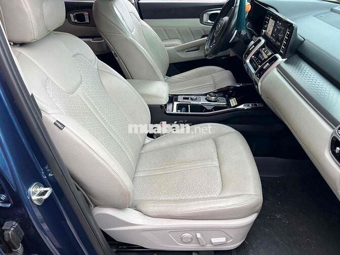 🔴 Kia Sorento 2022 Signature 2.2 AT AWD - 6v km