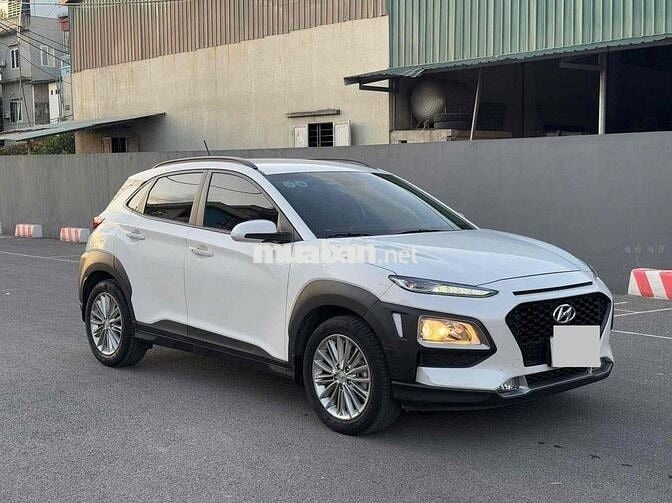 Hyundai Kona 2022 2.0 AT tiêu chuẩn - 45000 km