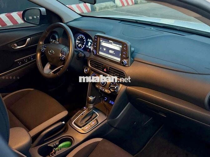 Hyundai Kona 2022 2.0 AT tiêu chuẩn - 45000 km