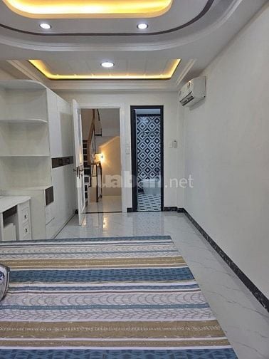 Nhà MỚI, SẠCH SẼ ĐƯỜNG PHẠM NGŨ LÃO, QUẬN 1 ĐANG BÁN GẤP HẺM XE HƠI 