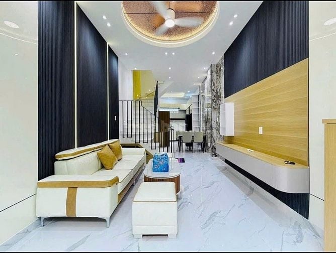 Nhà Nơ Trang Long 34.6m² xây 1 trệt 2 lầu. Gần Trường Mầm non 7A