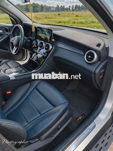 Mercedes Benz GLC 2019 200 - 90000 km