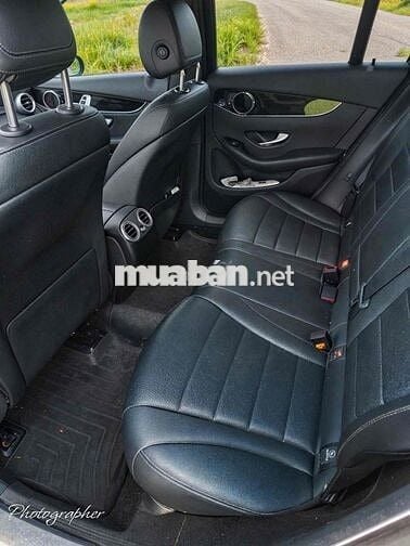 Mercedes Benz GLC 2019 200 - 90000 km