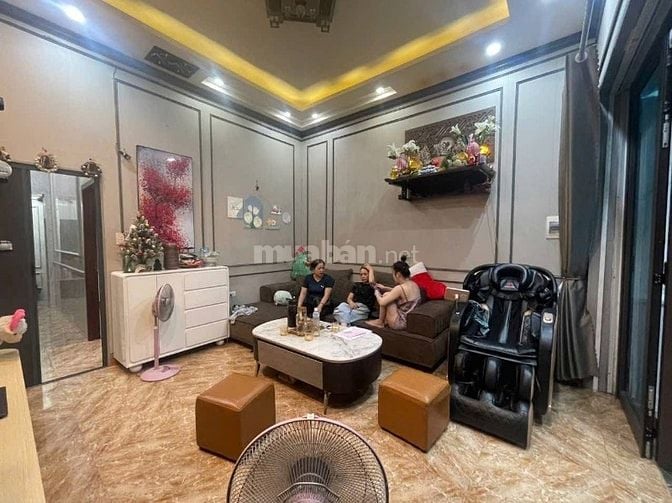 Giảm giá tới 200tr nhà chính chủ đường Bàu Cát 2, Tân Bình, giá 2tỷ470