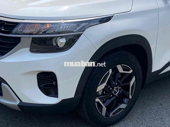 Kia Seltos 2024 1.5 AT - 300000 km
