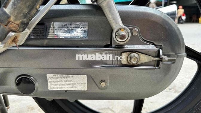 Future fi 2009 đỏ xám 70514 ( hỗ trợ góp )
