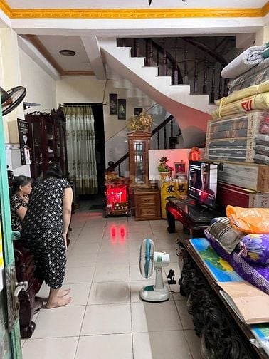 MẶT TIỀN CHỢ GIÃN DÂN - HT22 - GIÁ RẺ 9.8 tỷ 