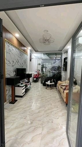 Bán gấp nhà Nguyễn Khắc Nhu, Cô Giang, Quận 1. Giá 4,99 tỷ/56m2, HXH