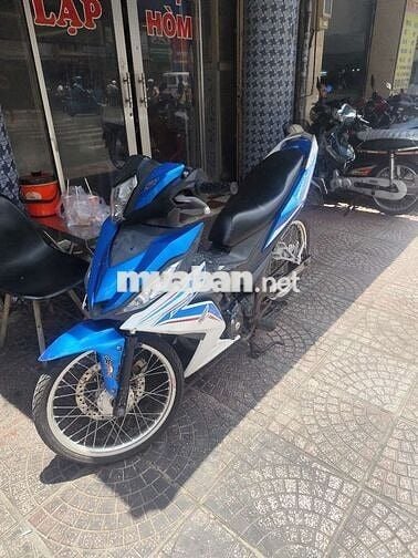 Xe zin máy êm ái mạnh mẽ cần bán gấp