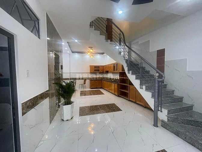 KHU VIP Q.11 đường Lê Thị Bạch Cát, Sổ Cất két, Ngang 5.5m Giá 5.6Tỏi 