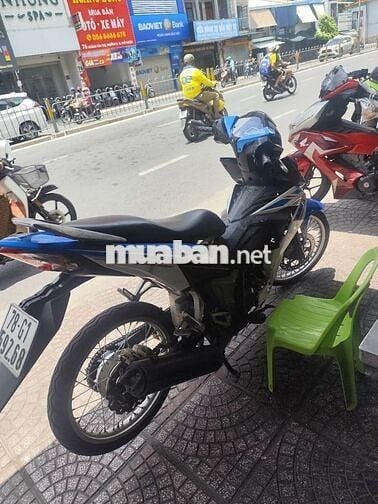 Xe zin máy êm ái mạnh mẽ cần bán gấp