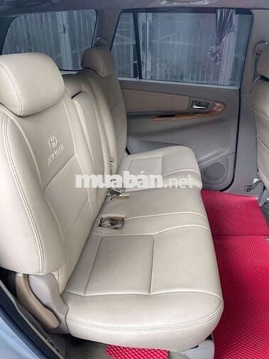 Toyota Innova 2008 G - 240000 km