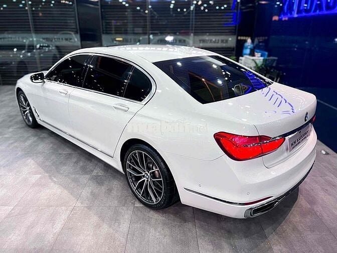 BMW 730LI Model 2016 - 68000 km