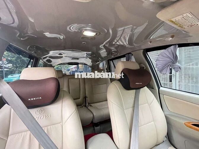 Toyota Innova 2008 G - 240000 km