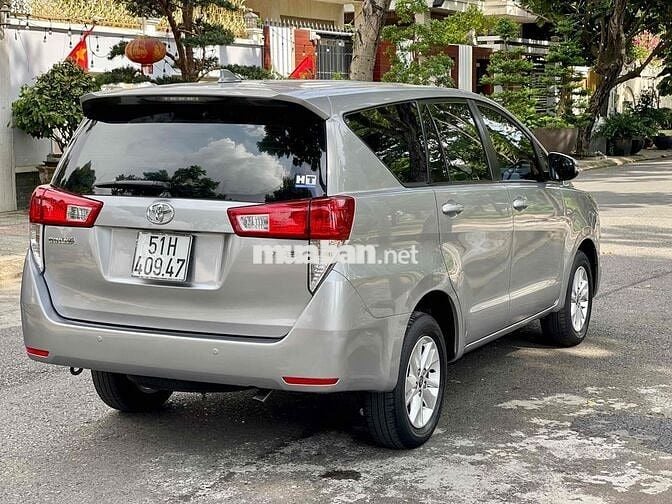 Toyota Innova 2020 2.0E - 61000 km