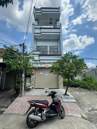 Nhà khu dân cư giá hoà 4x16m công chứng vì bằng