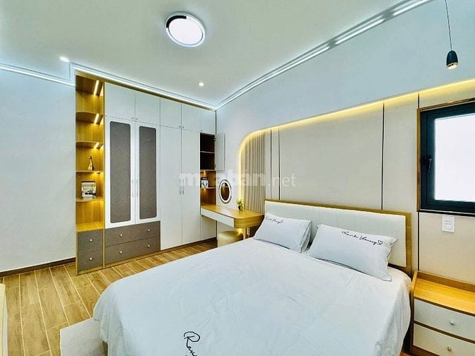 Siêu Phẩm sân vườn nghỉ dưỡng 90m2 Thích Quảng Đức, P5, Q.Phú Nhuận.
