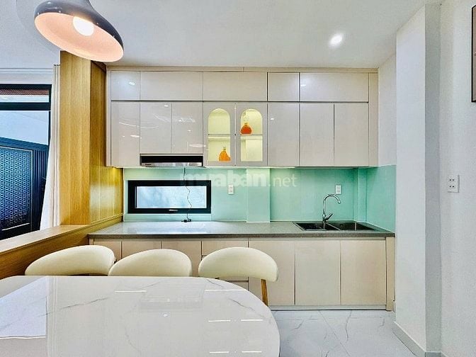 Siêu Phẩm sân vườn nghỉ dưỡng 90m2 Thích Quảng Đức, P5, Q.Phú Nhuận.
