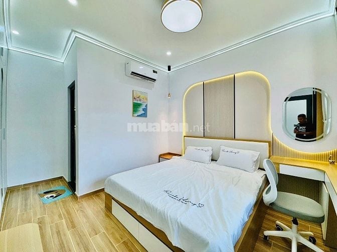 Siêu Phẩm sân vườn nghỉ dưỡng 90m2 Thích Quảng Đức, P5, Q.Phú Nhuận.