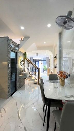 CƠ HỘI HIẾM CÓ NHÀ SỔ HỒNG RIÊNG-GIÁ CHỈ TỪ 1 TỶ-TÂN BÌNH
