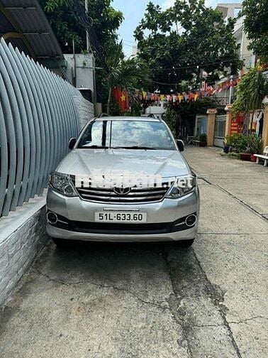 Toyota Fortuner 2015 2.7V 4x2 AT - 80000 km