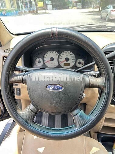 Ford Escape 2005 2.3 AT -