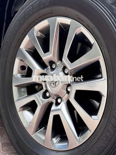 LandCruiser Prado một chủ từ đầu model 2020