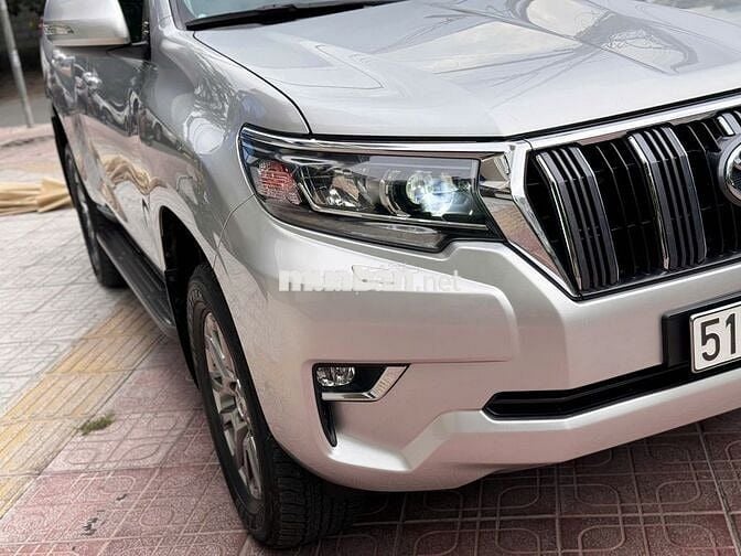 LandCruiser Prado một chủ từ đầu model 2020