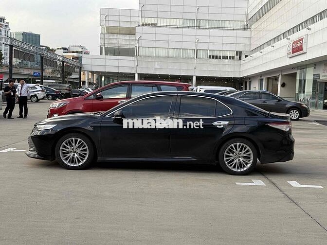 Toyota Camry 2019 2.5Q - Mẫu Mới Nhập Thái - Hãng