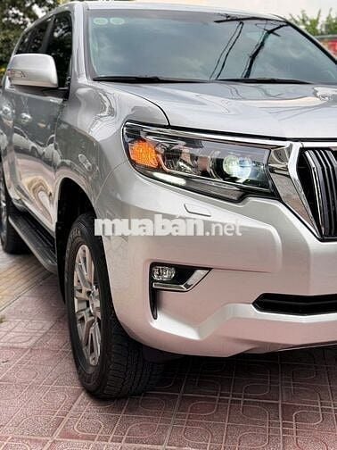 LandCruiser Prado một chủ từ đầu model 2020