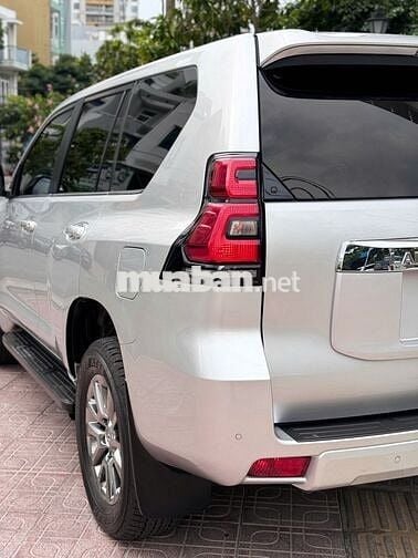 LandCruiser Prado một chủ từ đầu model 2020